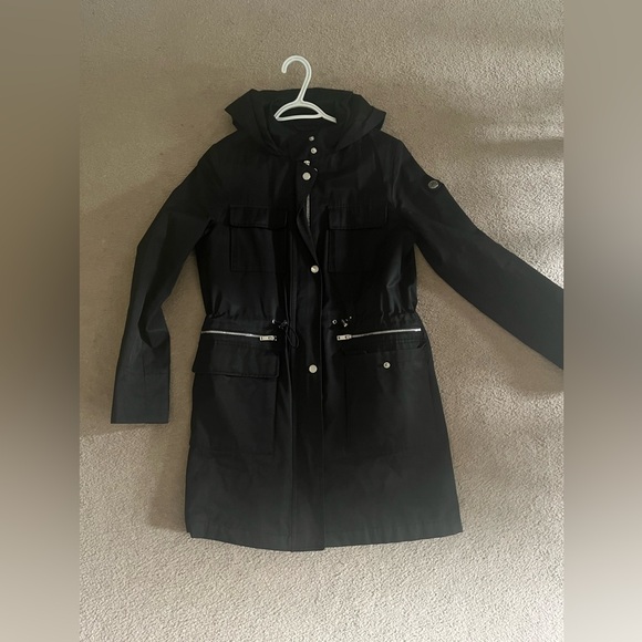DKNY trench coat with hood - Picture 1 of 4